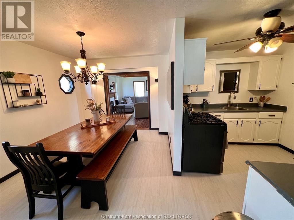 234 WELLINGTON STREET Image 17