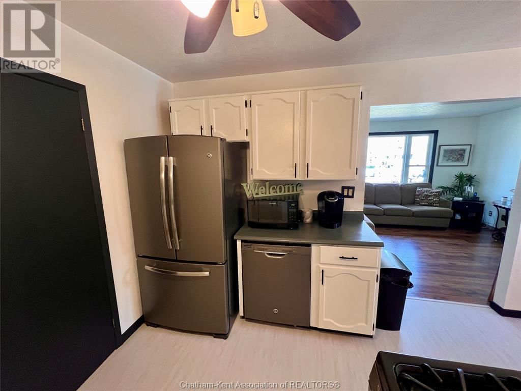234 WELLINGTON STREET Image 20