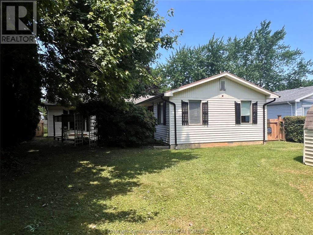 234 WELLINGTON STREET Image 36