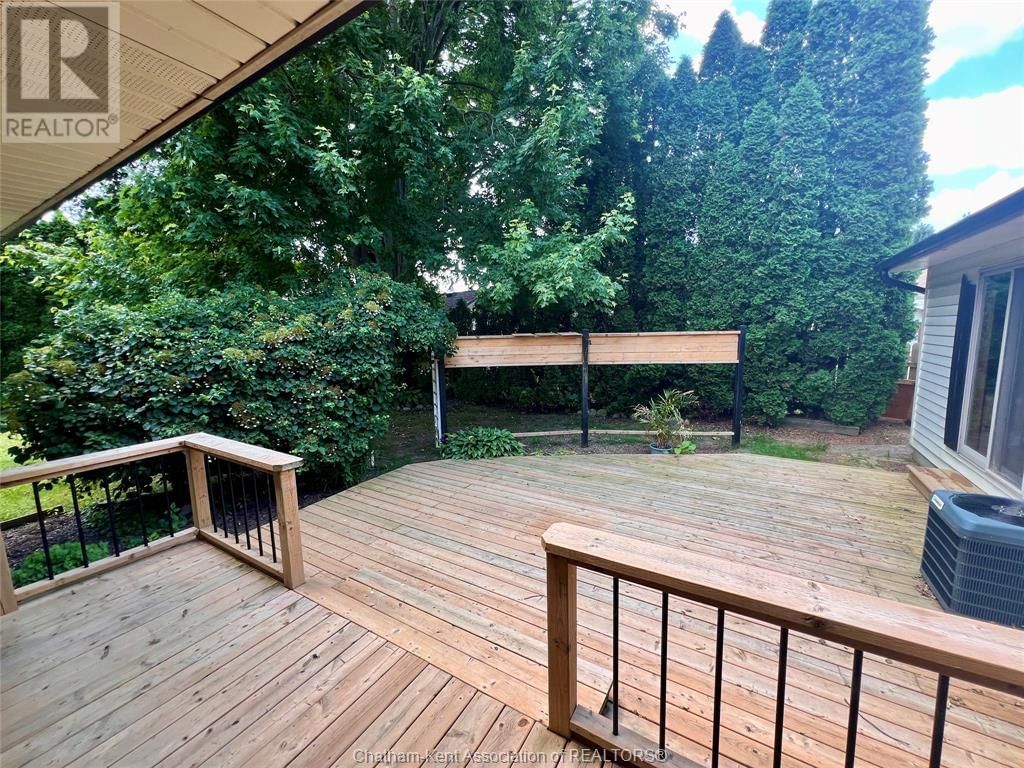234 WELLINGTON STREET Image 38