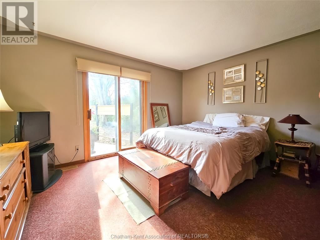234 WELLINGTON STREET Image 9