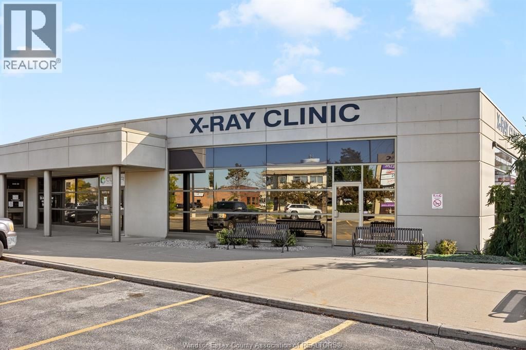 10 - 13278 TECUMSEH ROAD EAST Image 1