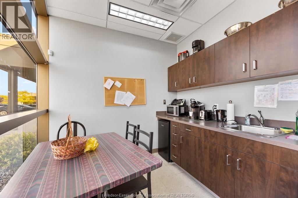 10 - 13278 TECUMSEH ROAD EAST Image 15