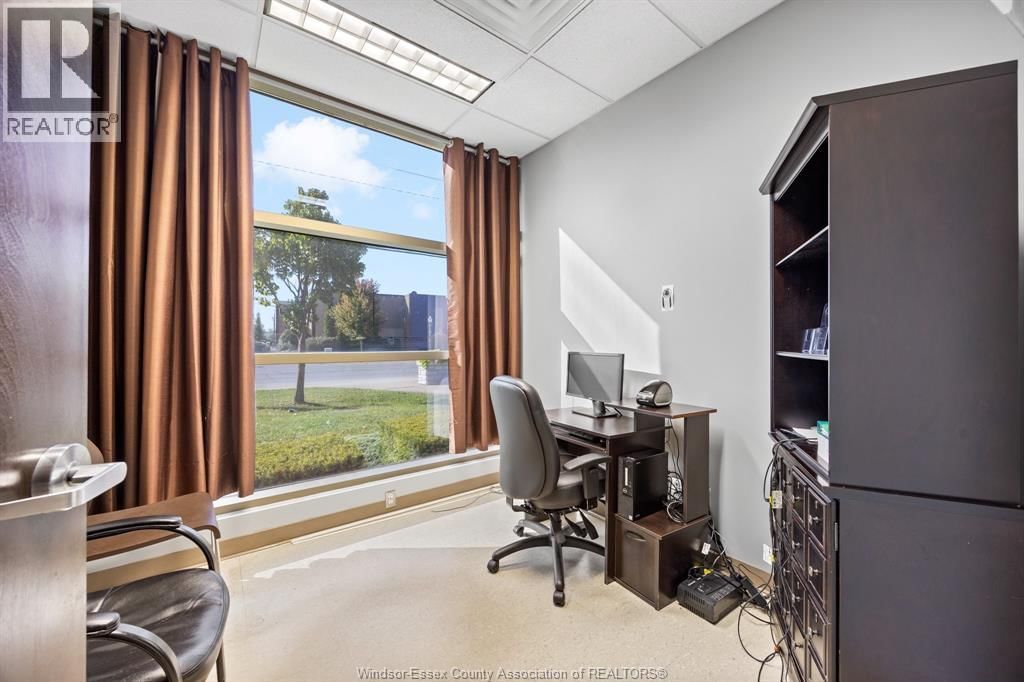 10 - 13278 TECUMSEH ROAD EAST Image 9