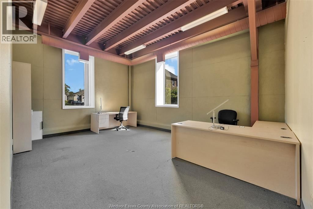 105 - 1501 HOWARD AVENUE Image 9