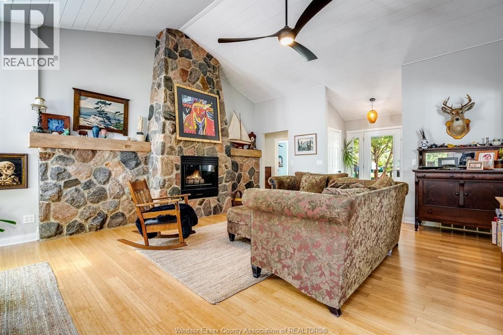 1126 CAMPBELL LANE Image 8