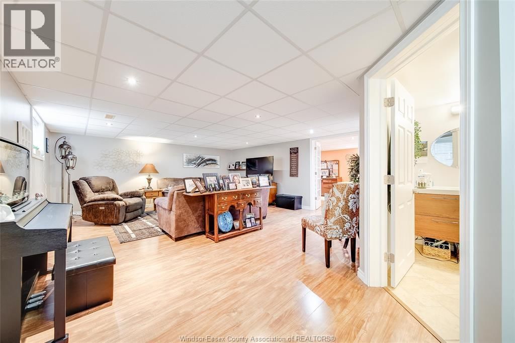 2473 KATELLA AVENUE Image 28