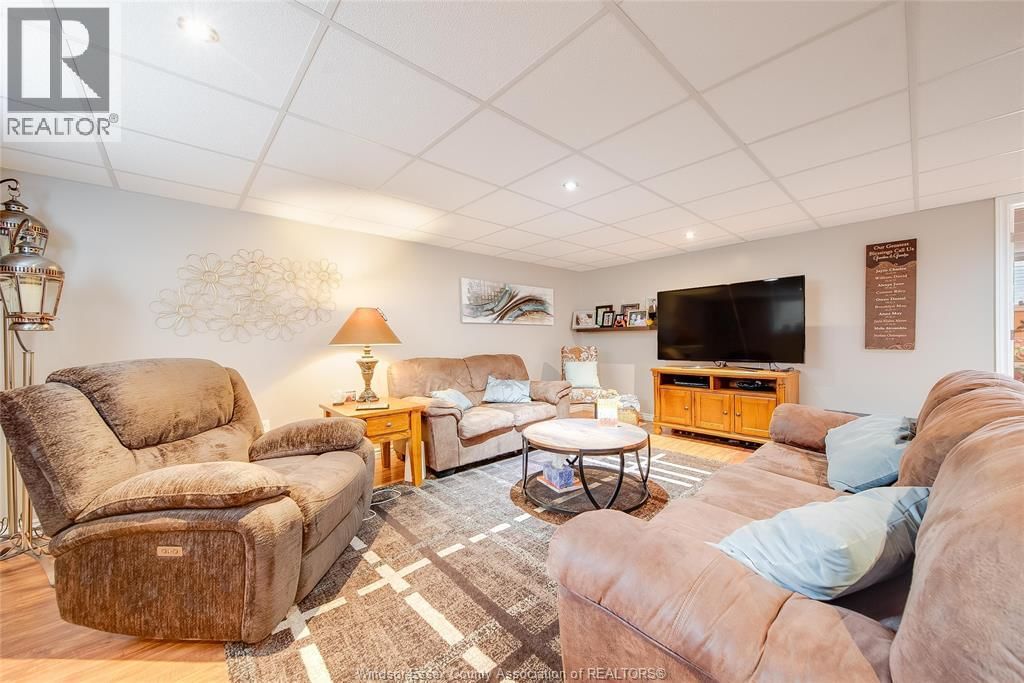 2473 KATELLA AVENUE Image 29