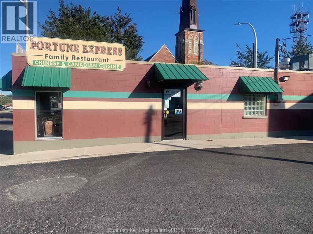 104 WELLINGTON STREET Image 1