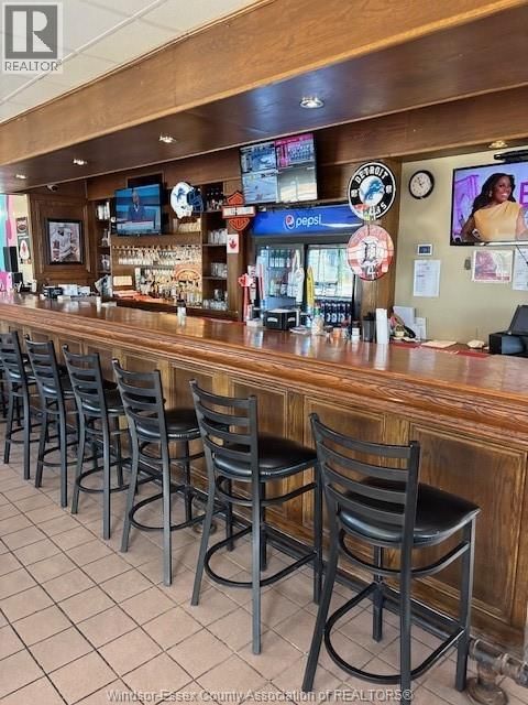 Image #1 of Restaurant for Sale at Front, Lasalle, Ontario