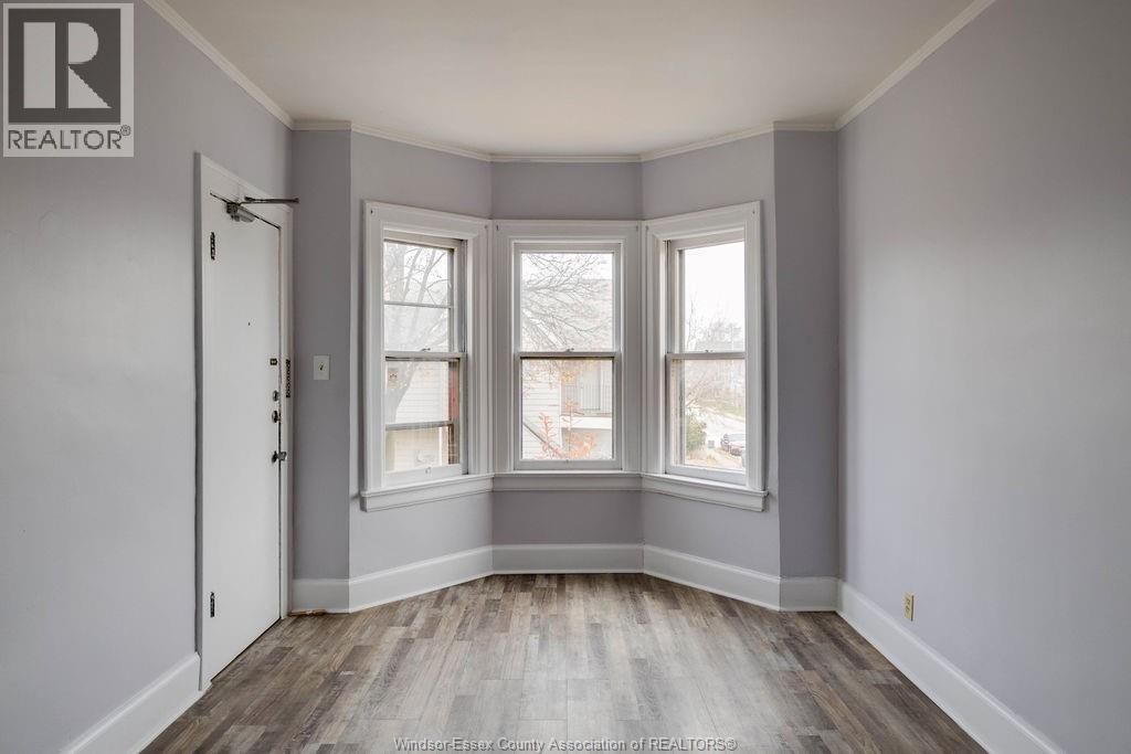 485 LOUIS AVENUE Image 3