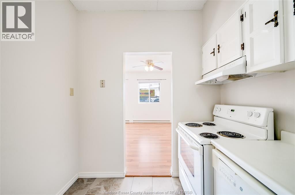 105 - 3950 WYANDOTTE STREET Image 19