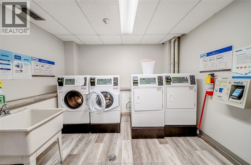 105 - 3950 WYANDOTTE STREET Image 31