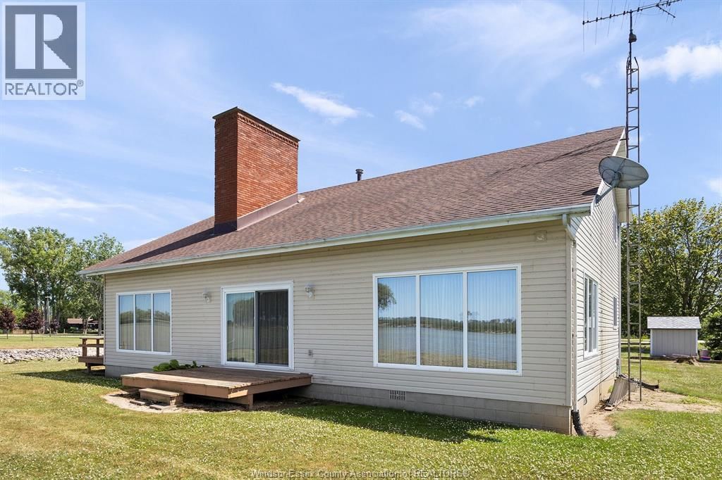 21240 DOCKSIDE ROAD Image 30