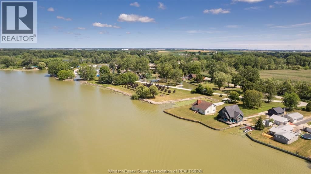 21240 DOCKSIDE ROAD Image 39