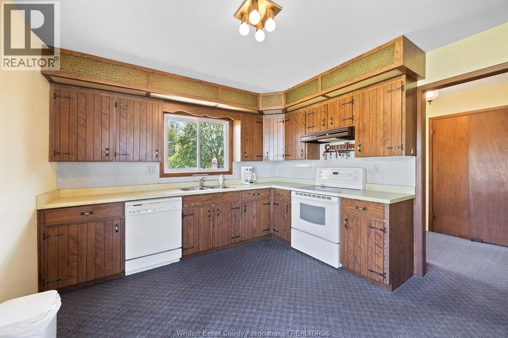 21240 DOCKSIDE ROAD Image 8