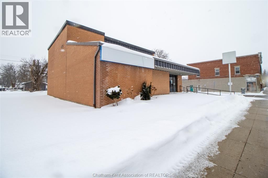 181 MAIN STREET Image 1