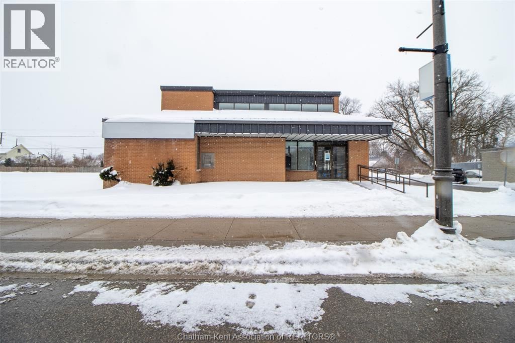 181 MAIN STREET Image 2