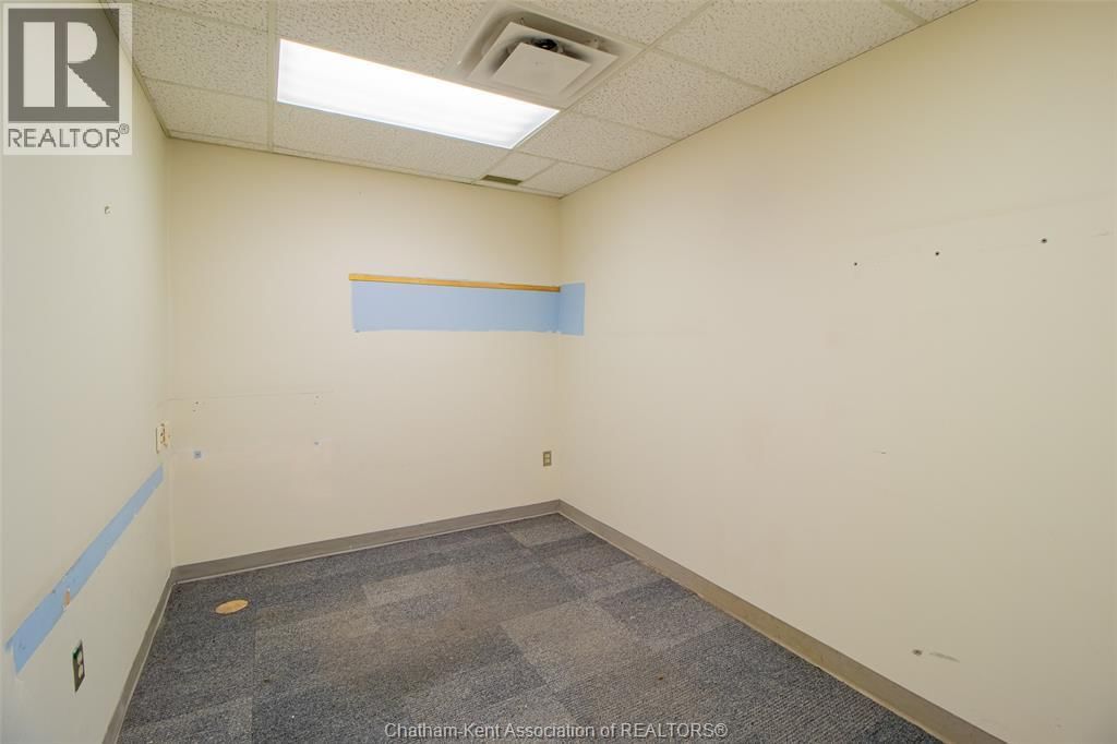 181 MAIN STREET Image 20