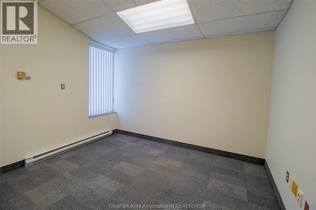 181 MAIN STREET Image 24