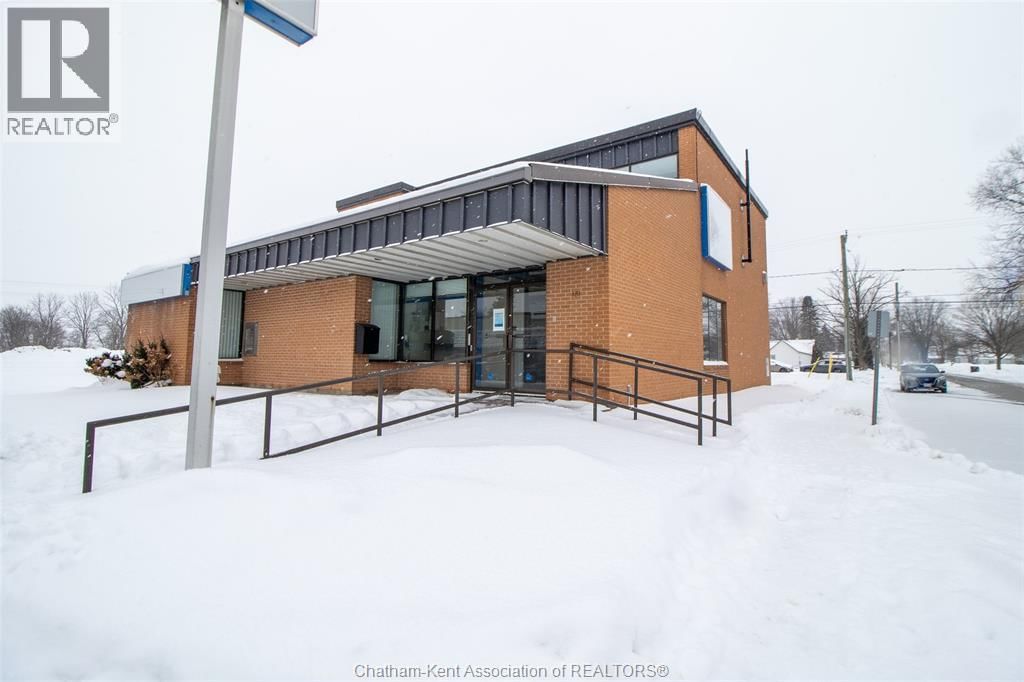 181 MAIN STREET Image 3