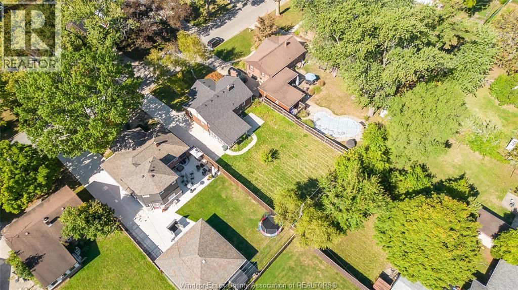 LOWER - 3162 CURRY AVENUE Image 33