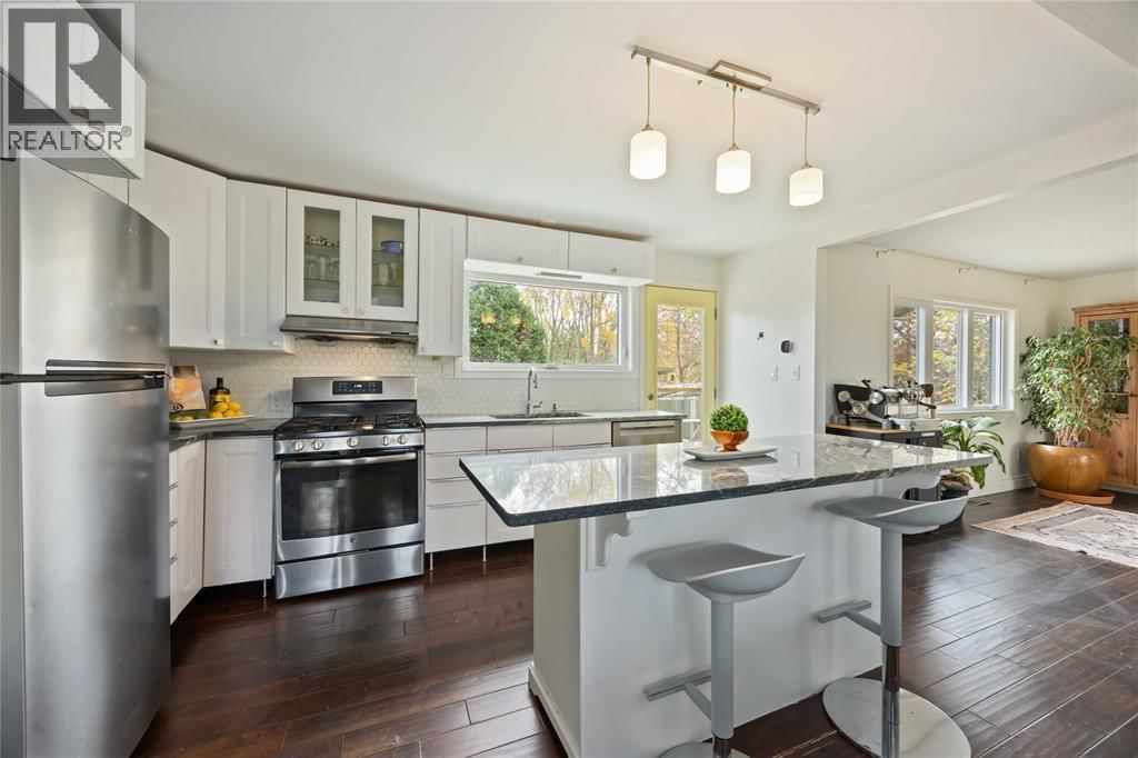 2006 OLIVE AVENUE Image 13