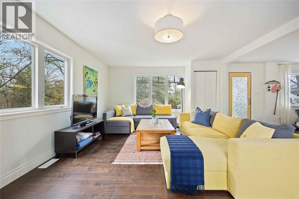 2006 OLIVE AVENUE Image 5