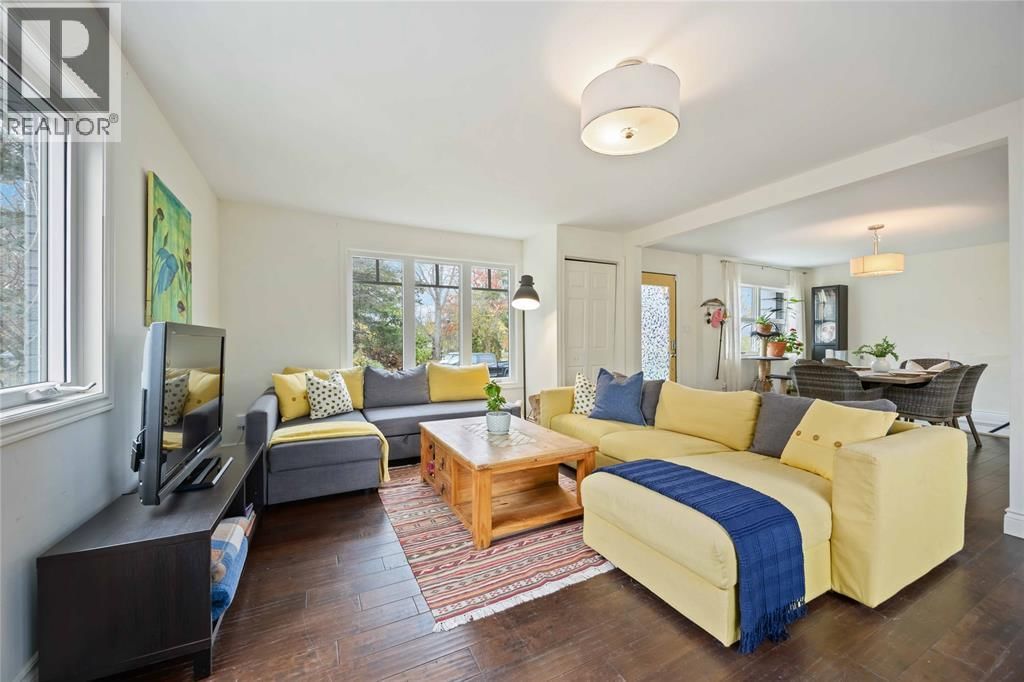 2006 OLIVE AVENUE Image 6