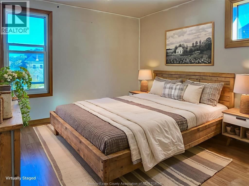 910 MOY AVENUE Image 15