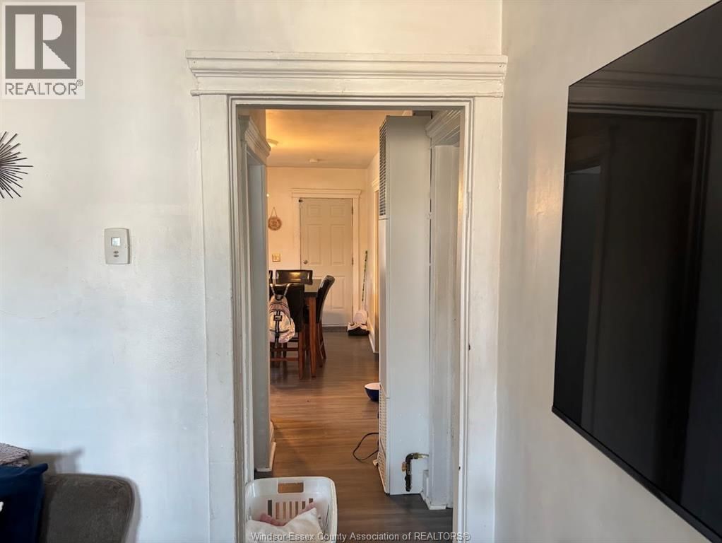 1629-31 DROUILLARD ROAD Image 13