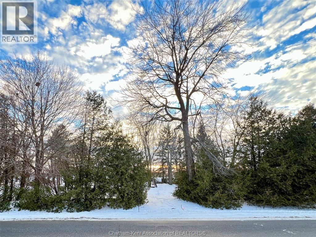 106 ERIE STREET NORTH Image 1