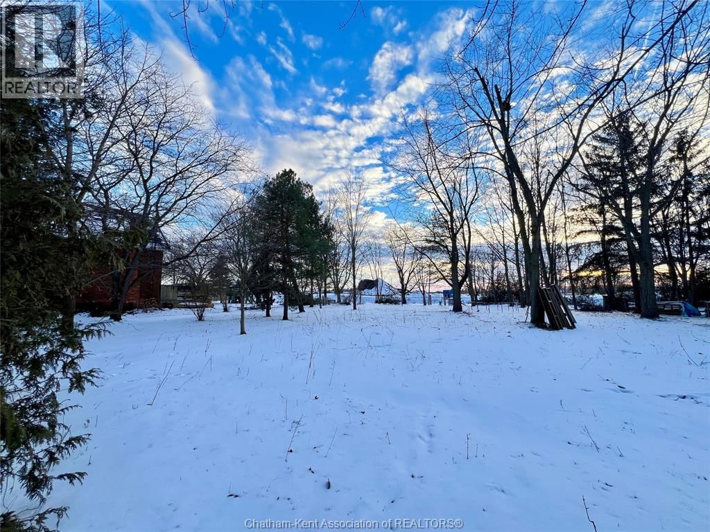 106 ERIE STREET NORTH Image 3