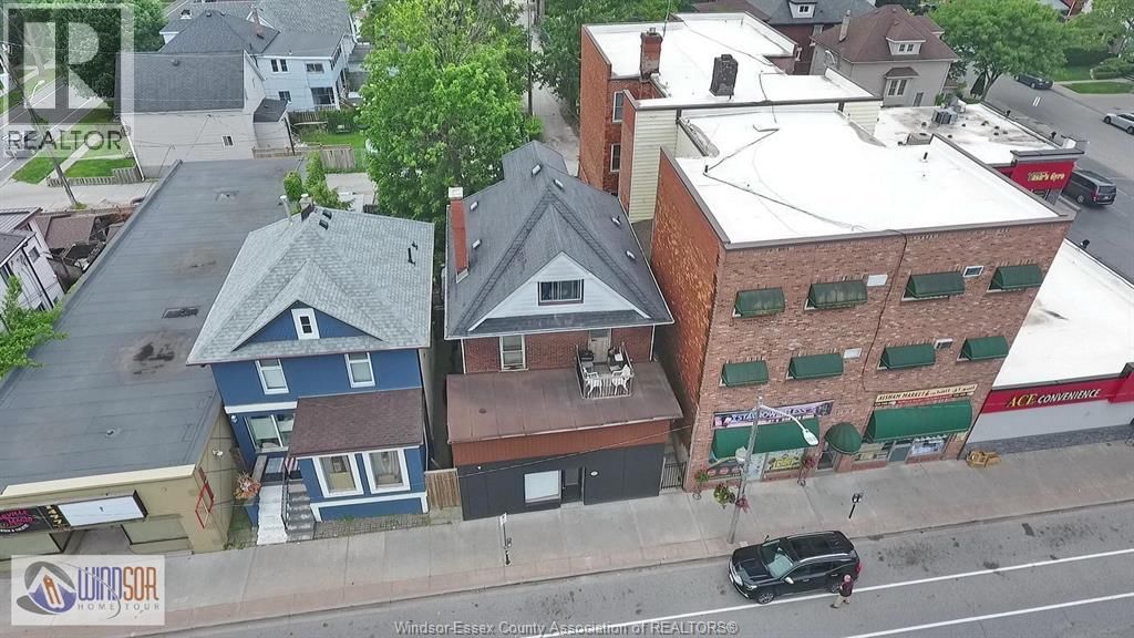 1453-55 WYANDOTTE STREET EAST Image 34