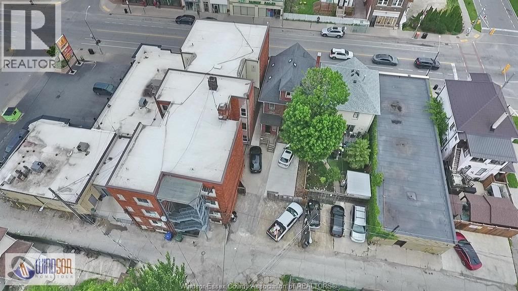 1453-55 WYANDOTTE STREET EAST Image 35