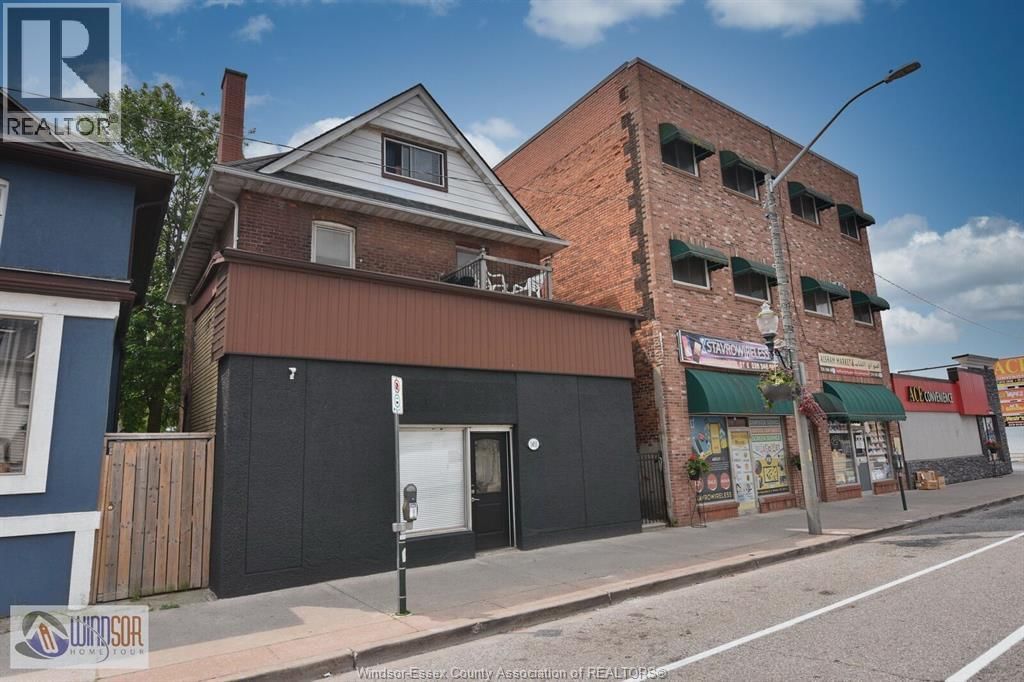 1453-55 WYANDOTTE STREET EAST Image 4