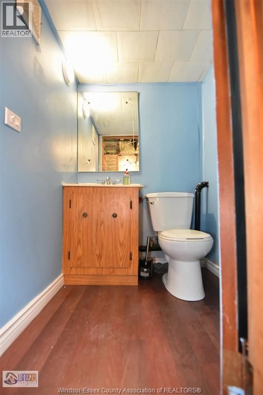 1453-55 WYANDOTTE STREET EAST Image 6