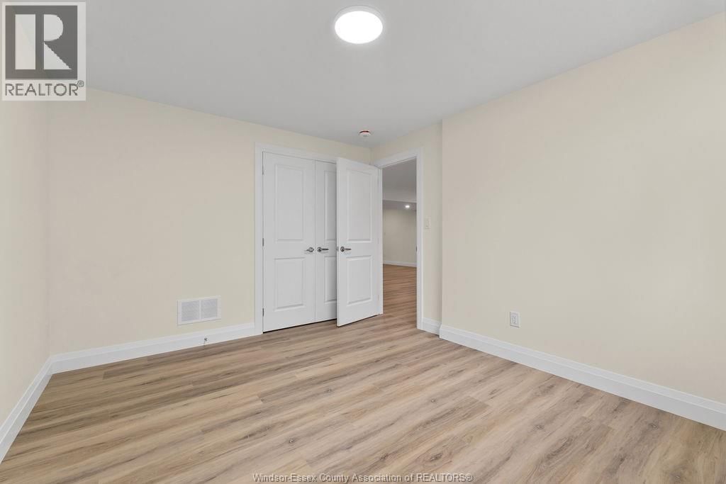 478 RAILWAY AVENUE Image 19