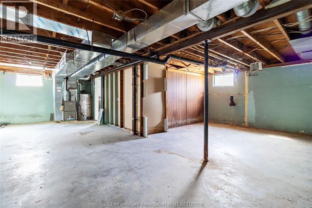 24 SIMONTON DRIVE Image 35