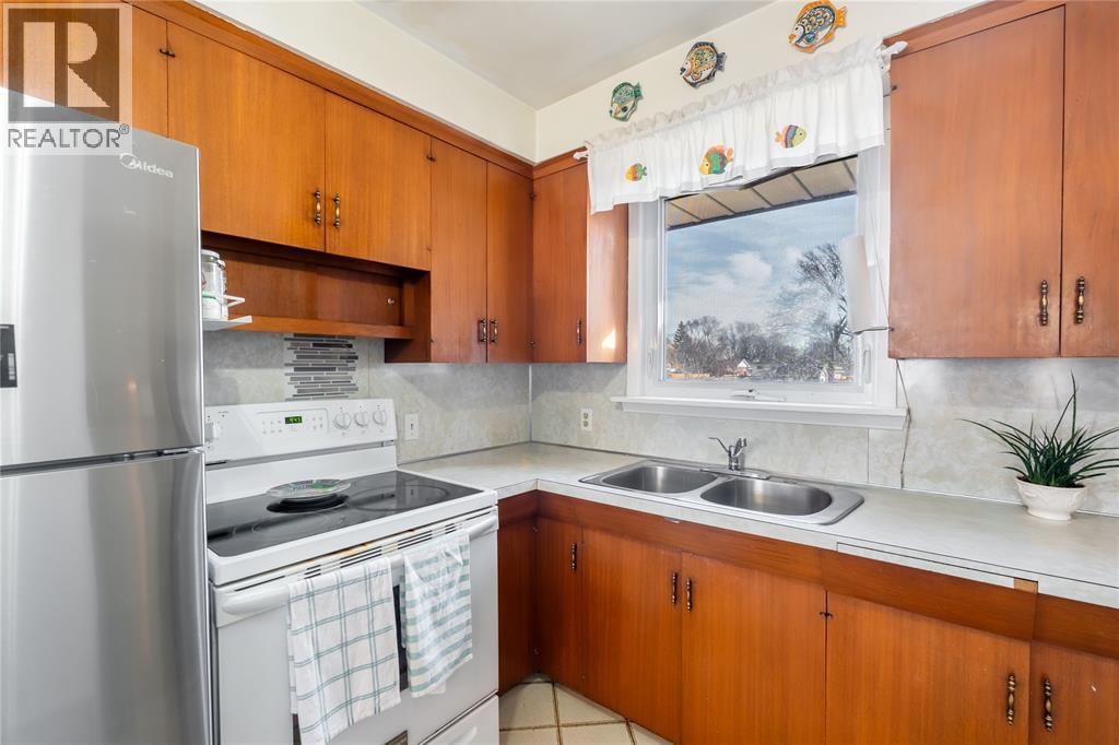 1146 O'RAE AVENUE Image 35