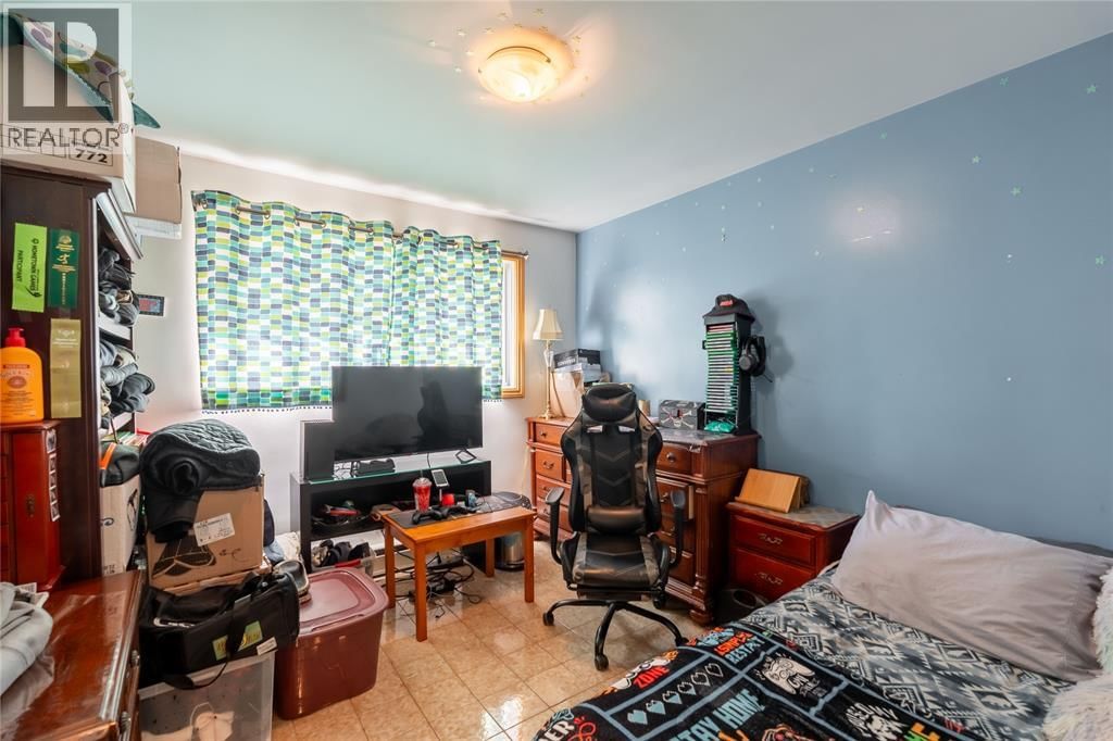 1146 O'RAE AVENUE Image 38