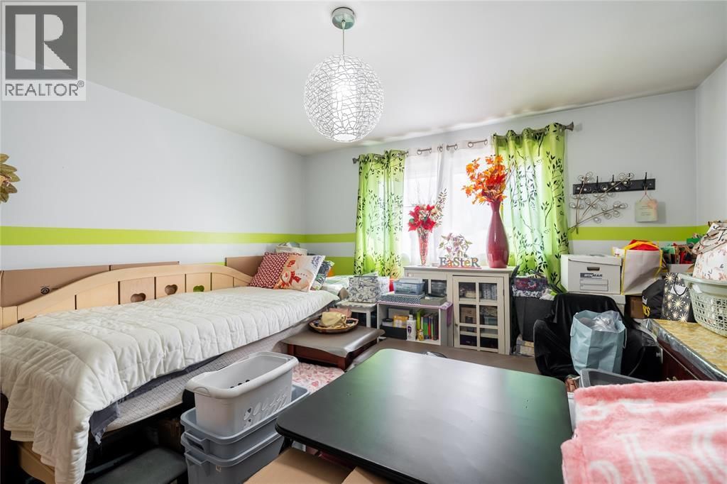 1146 O'RAE AVENUE Image 40