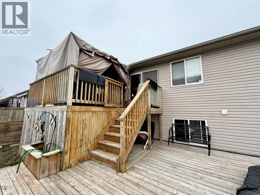 4015 APPLEWOOD DRIVE Image 29