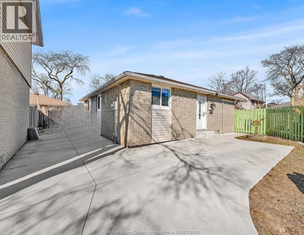 1345 BENTCLIFFE COURT Image 2