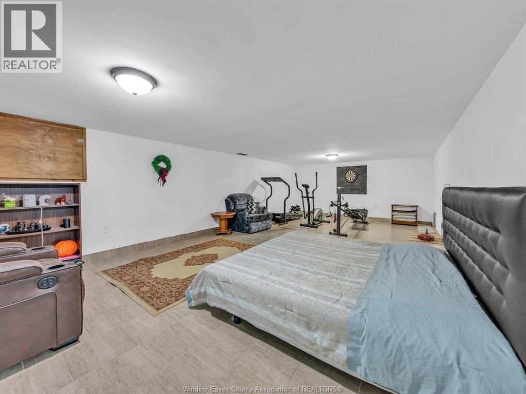 1345 BENTCLIFFE COURT Image 21