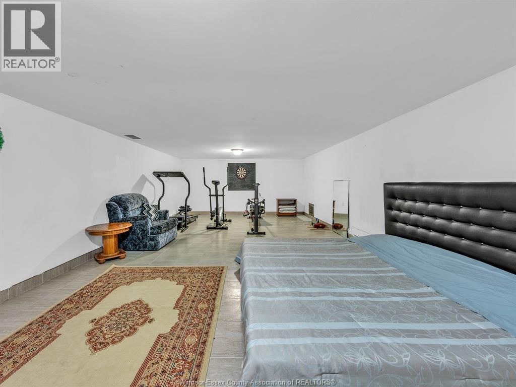 1345 BENTCLIFFE COURT Image 22