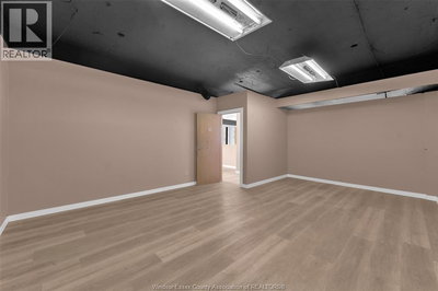 Commercial for Rent in Ontario