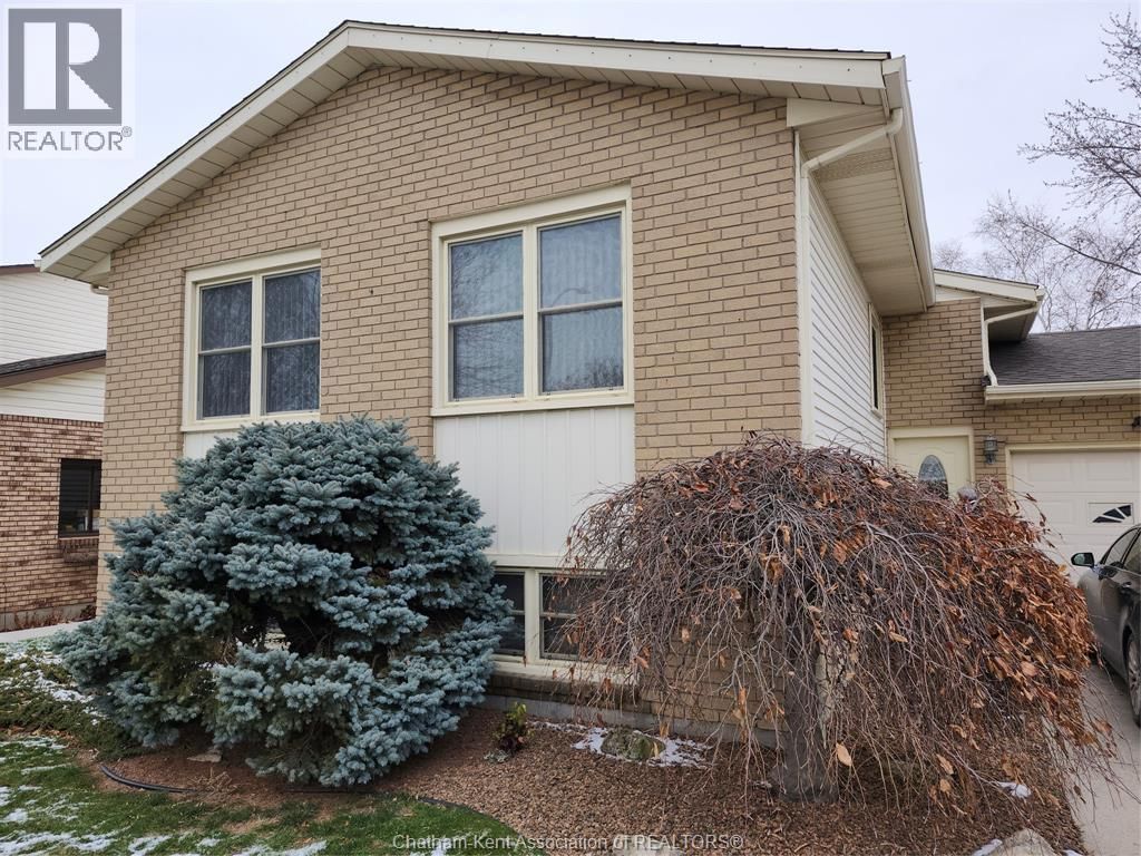 15 MONARCH DRIVE Image 1