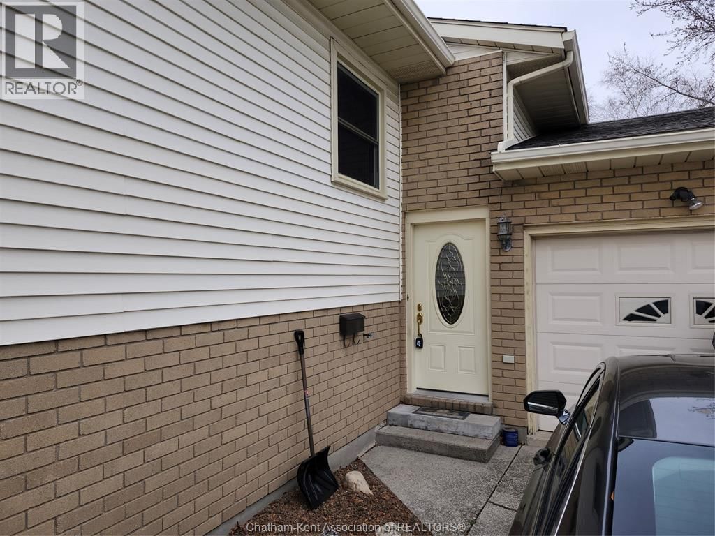 15 MONARCH DRIVE Image 2