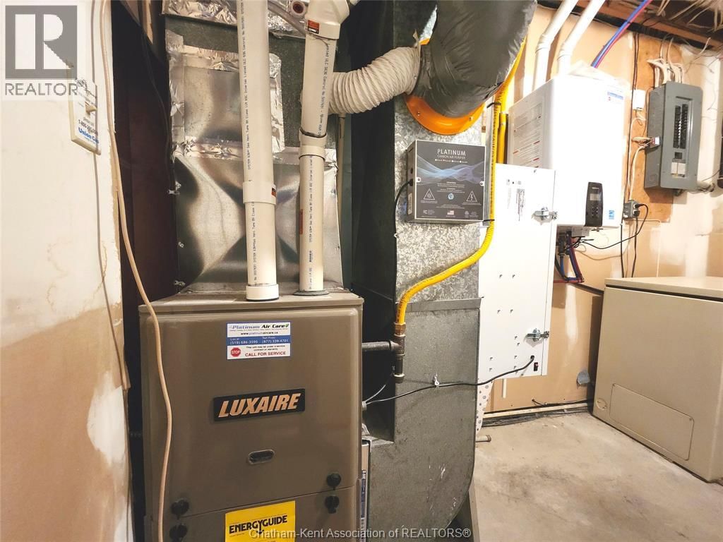 15 MONARCH DRIVE Image 29